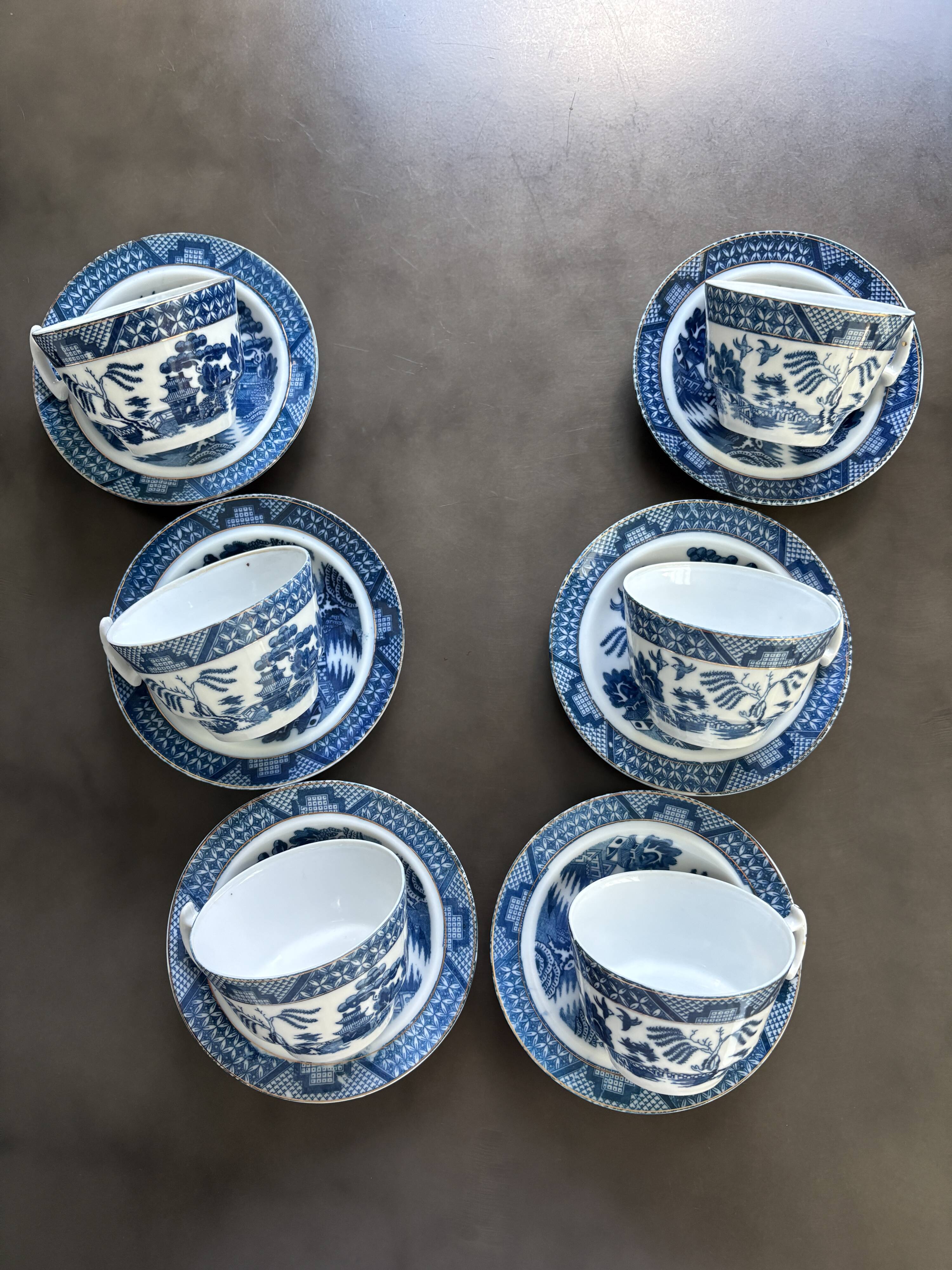 6 Tasses porcelaine de Chine