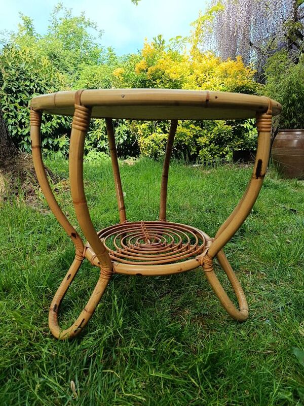 Table basse ronde en rotin