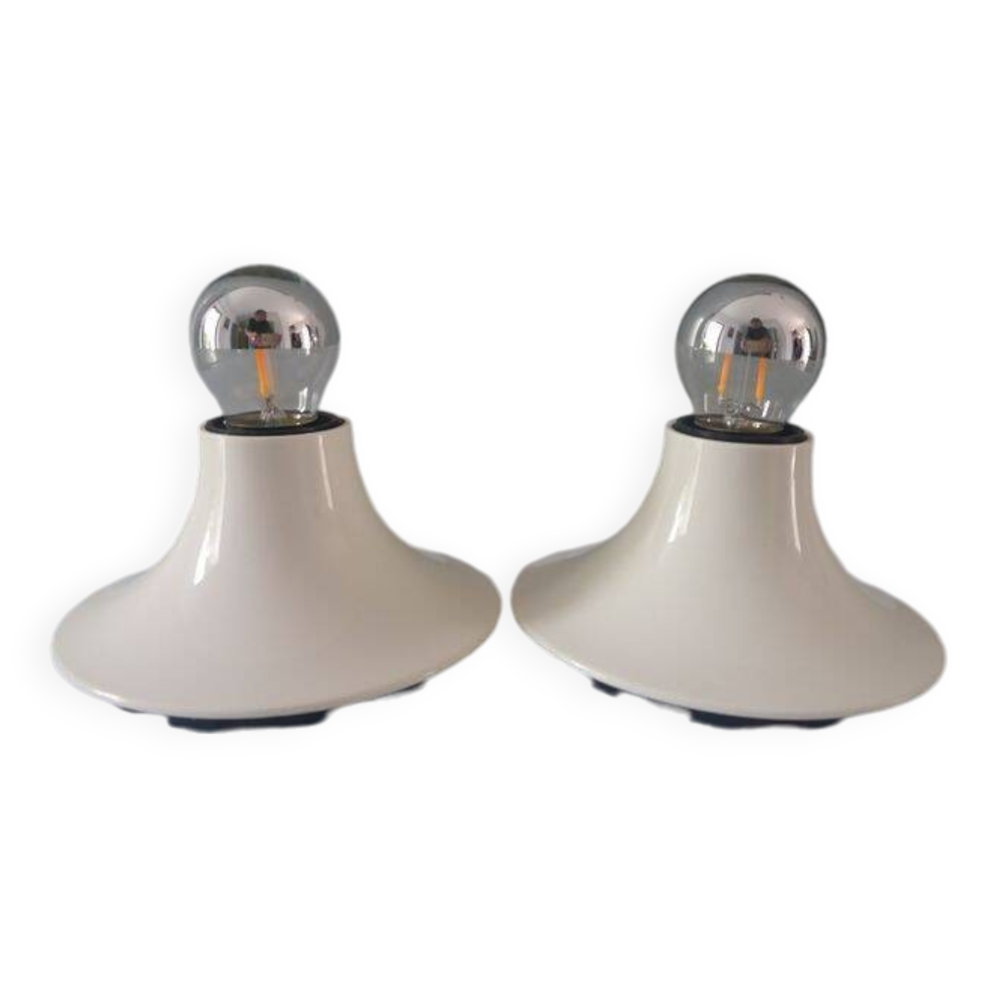 Pair of Teti Artemide Vico Magistretti wall lights