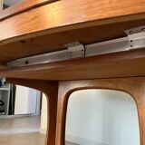 Baumann oval table