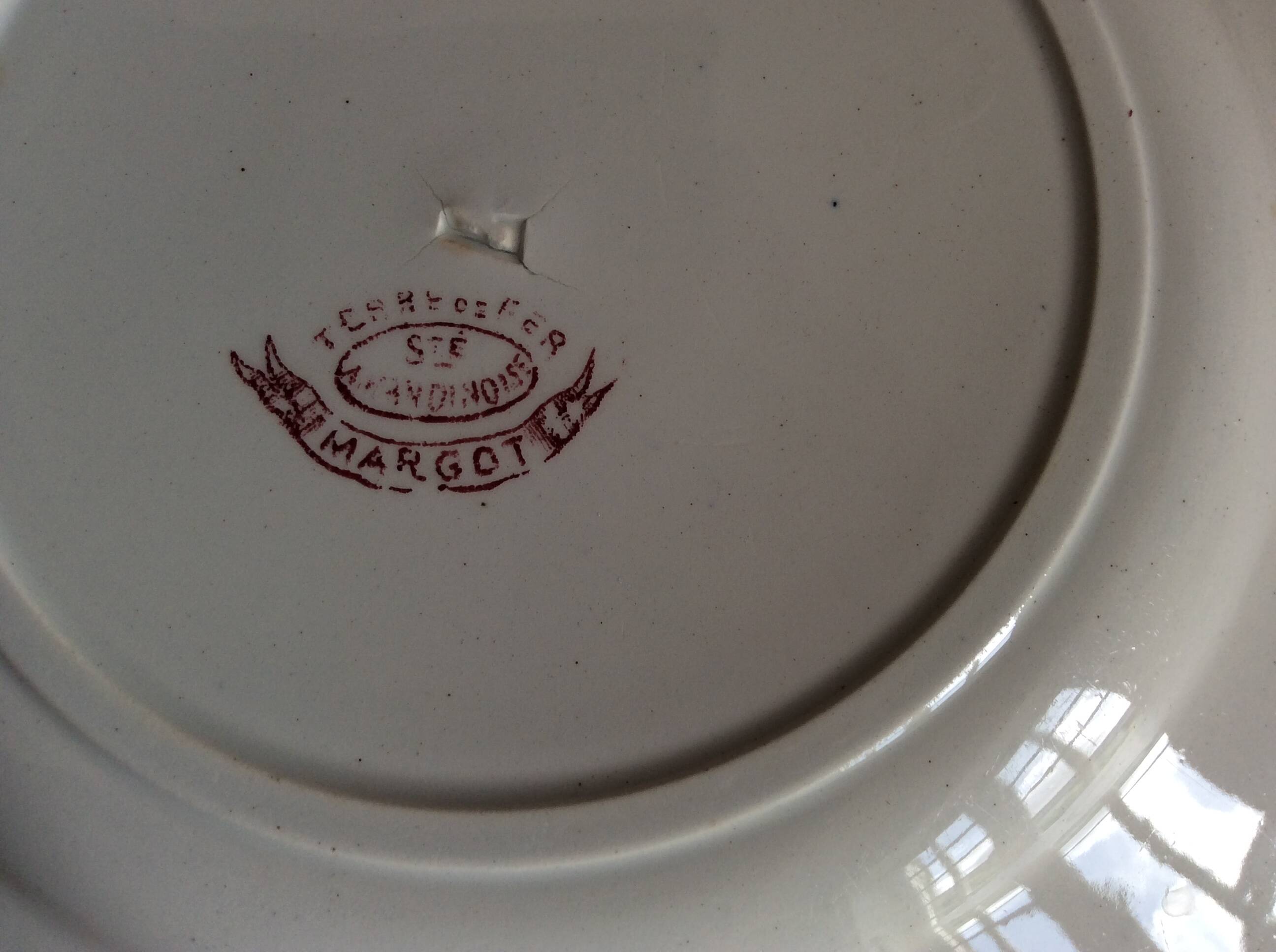 Terre de Fer dessert plates