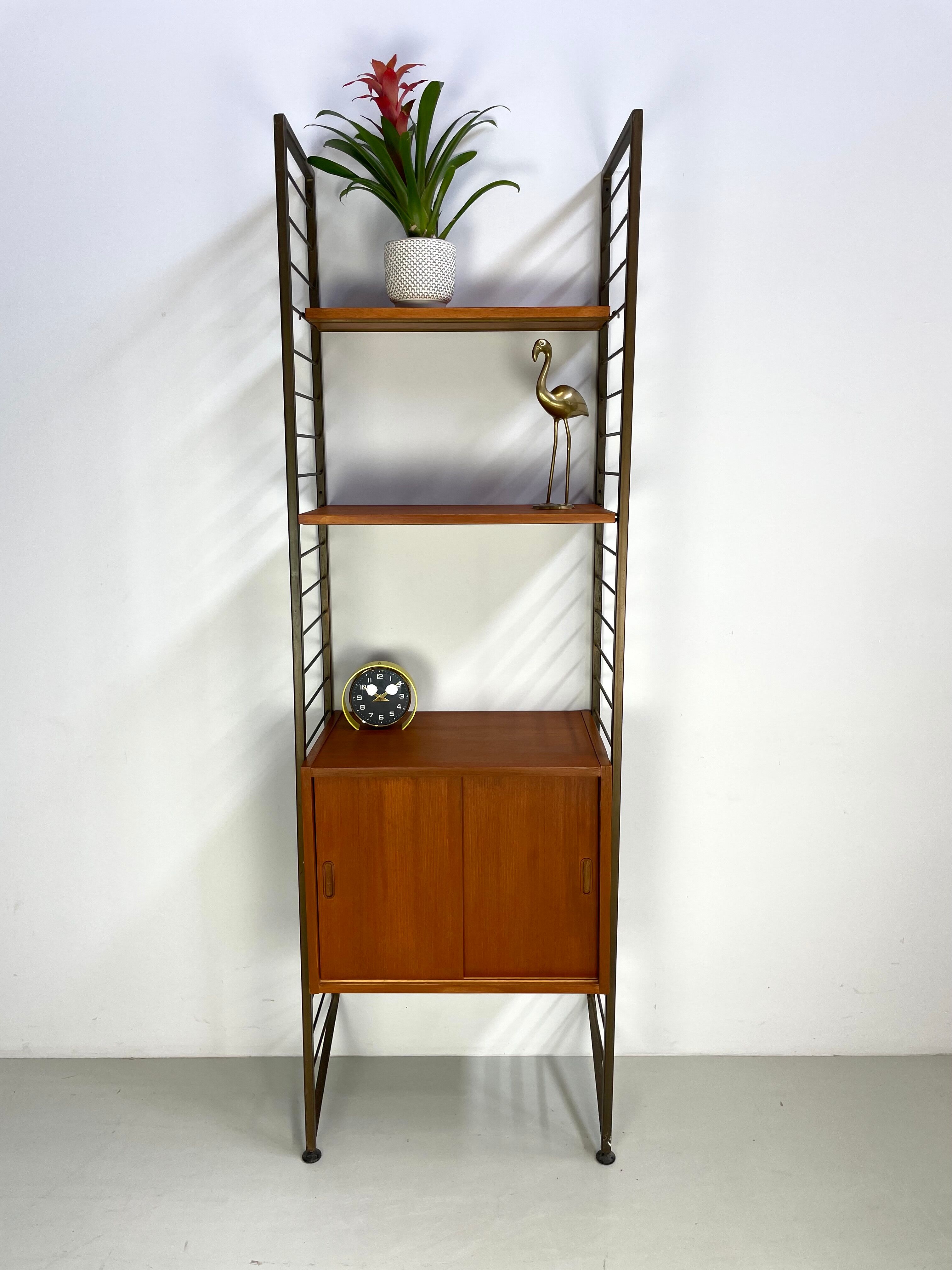 Vintage  wall unit Ladderax