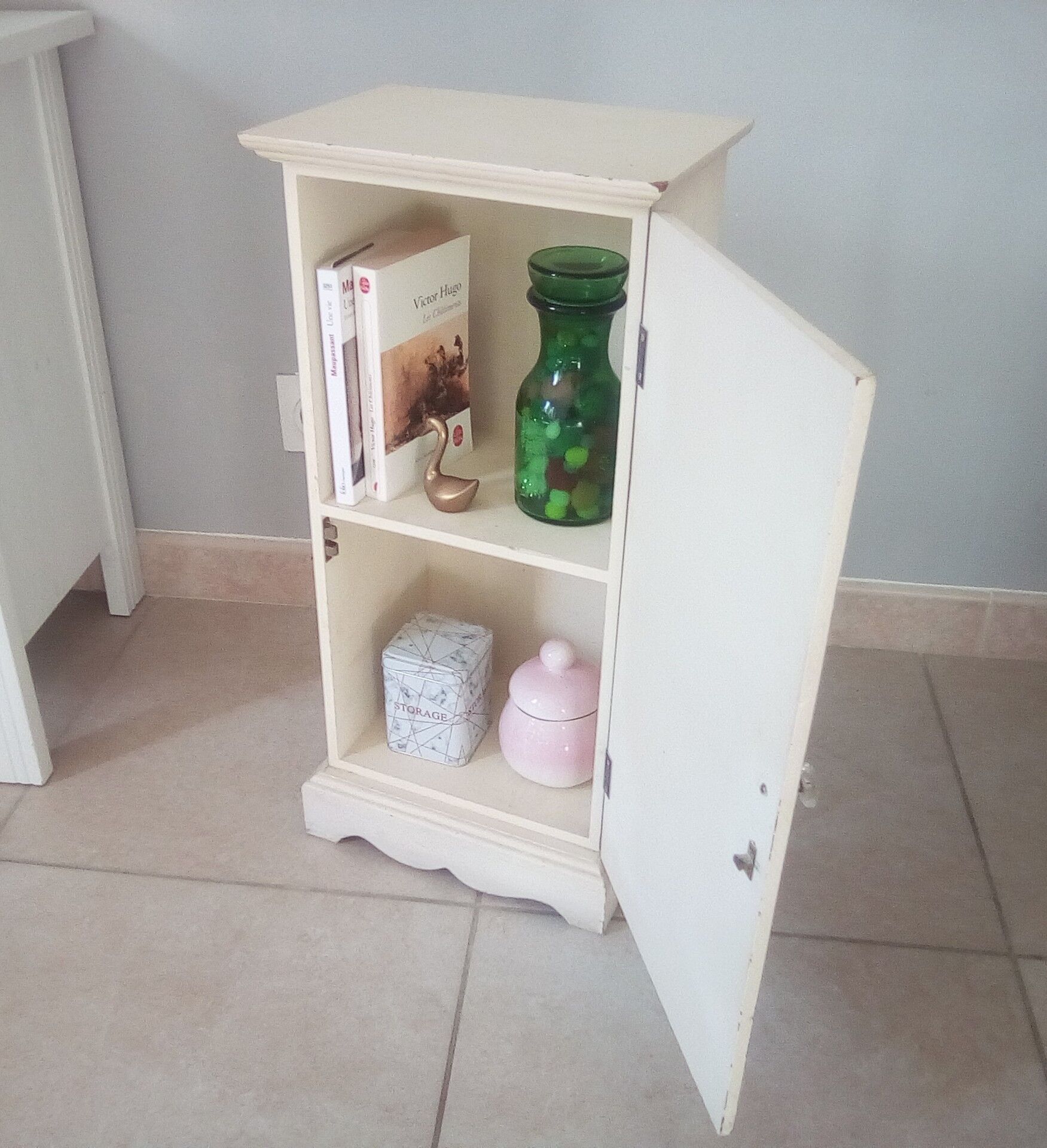 Vintage extra furniture