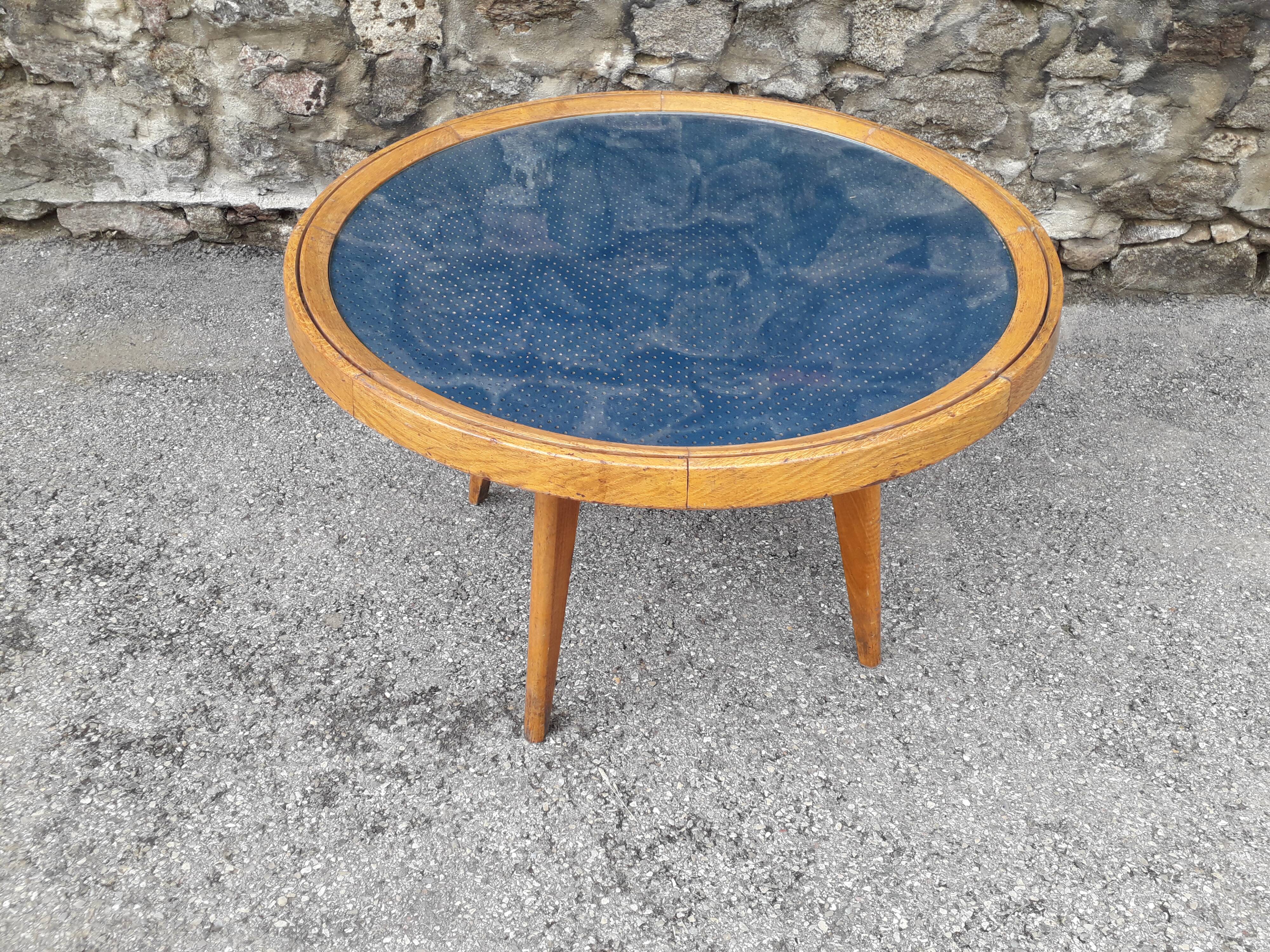 Coffee table vintage compass feet