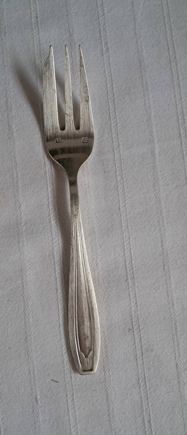 Cutlery set of 12 forks and silver-plated cake server