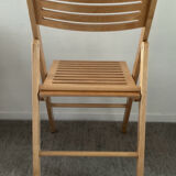 Vintage folding chair in beech