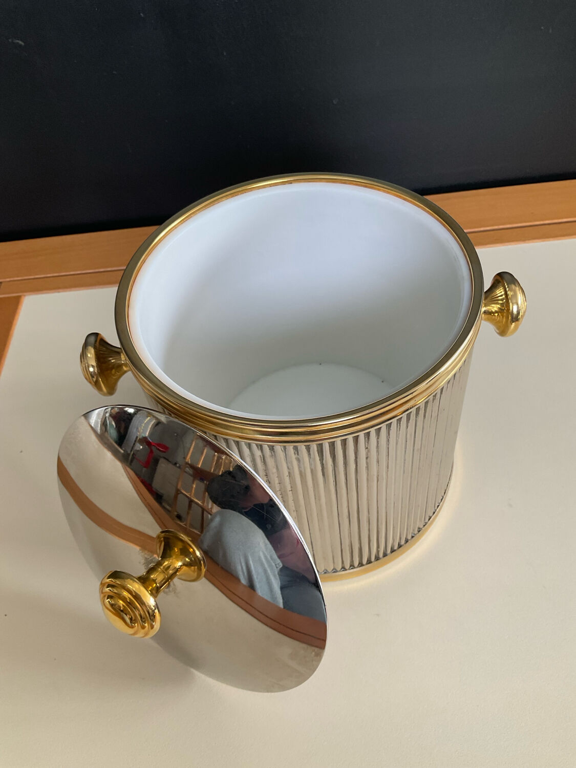 Vintage ice bucket from the 1970s.