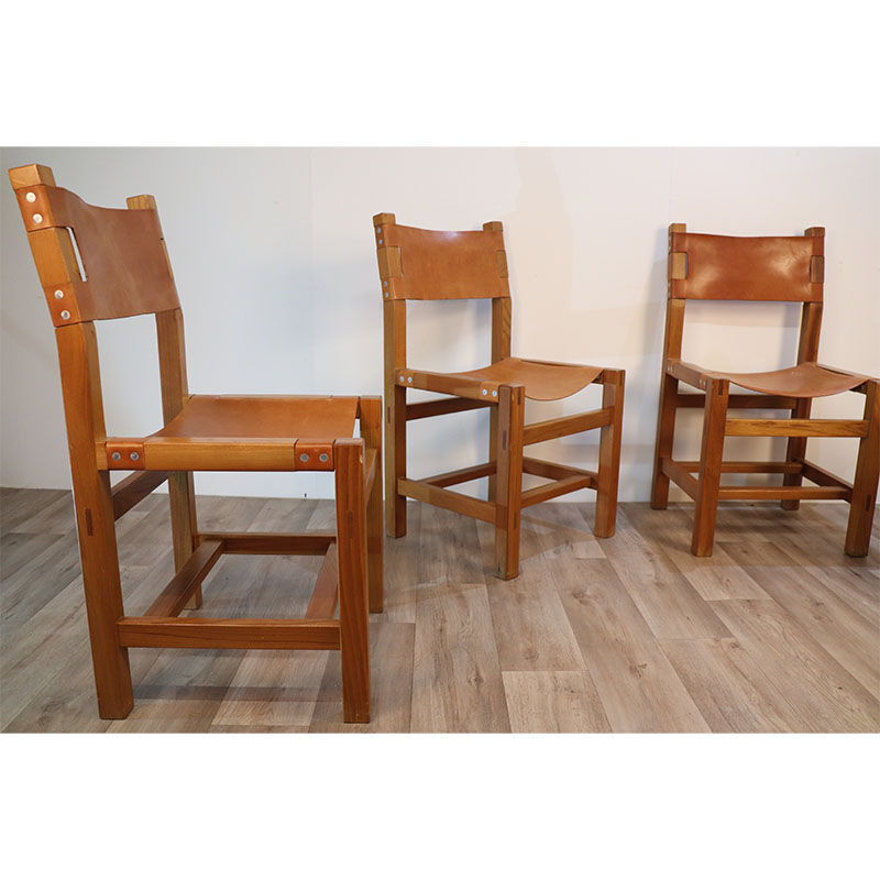 Série de 4 chaises vintage maison regain en orme et cuir 1970