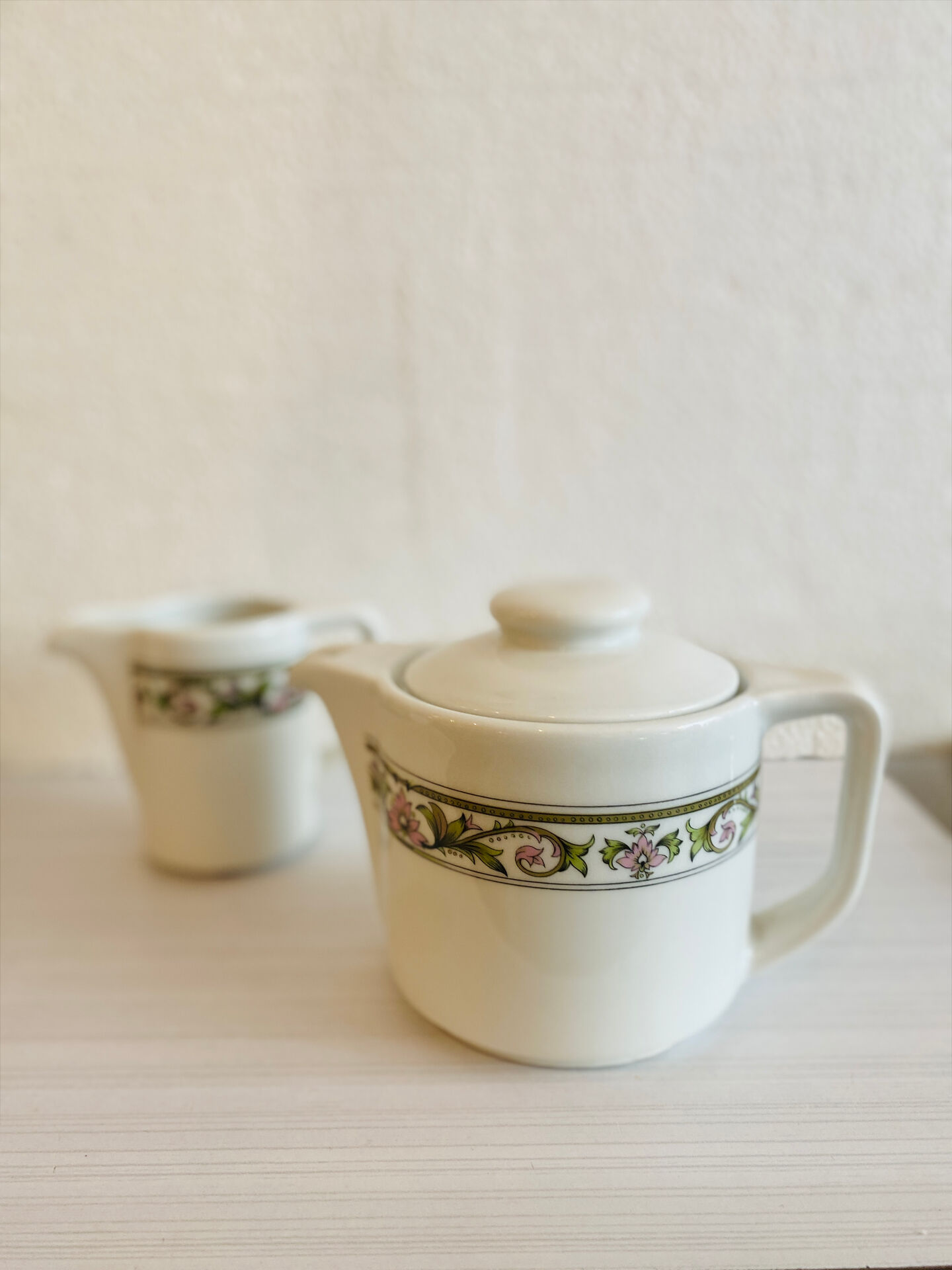 Vintage porcelain coffee pot / teapot and milk jug Apilco
