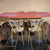 Table chairs stools formica