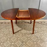 Dining room round table with an extension