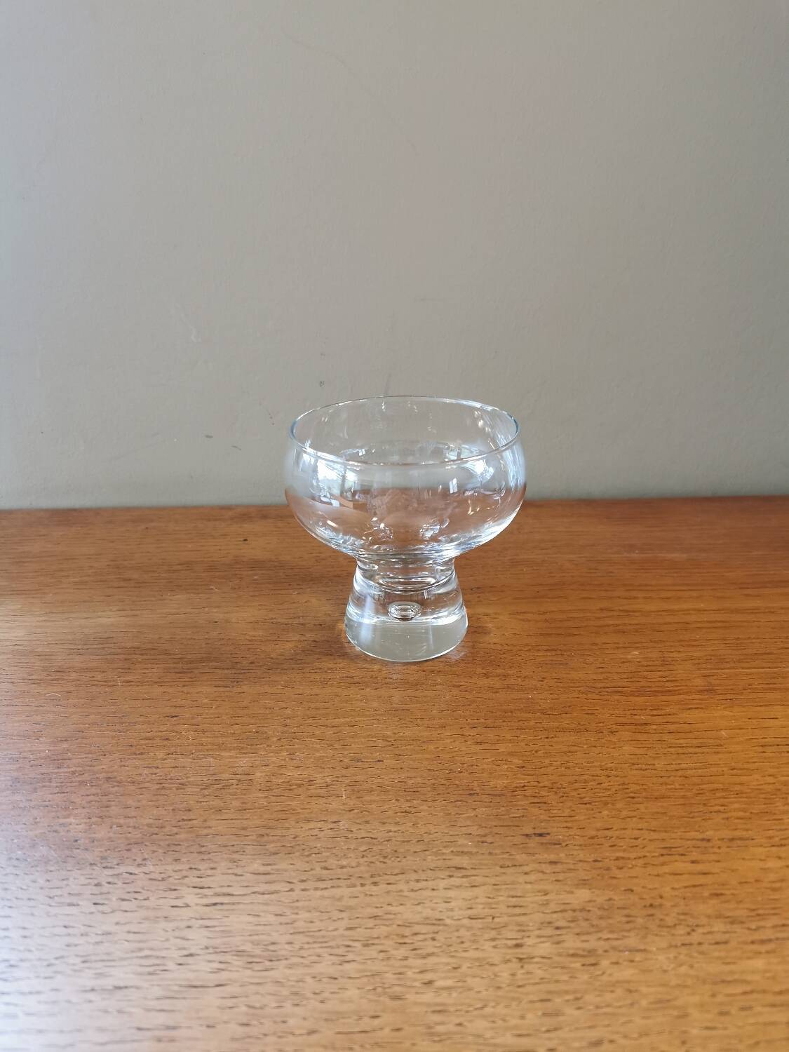 Set of 8 vintage bubble glasses
