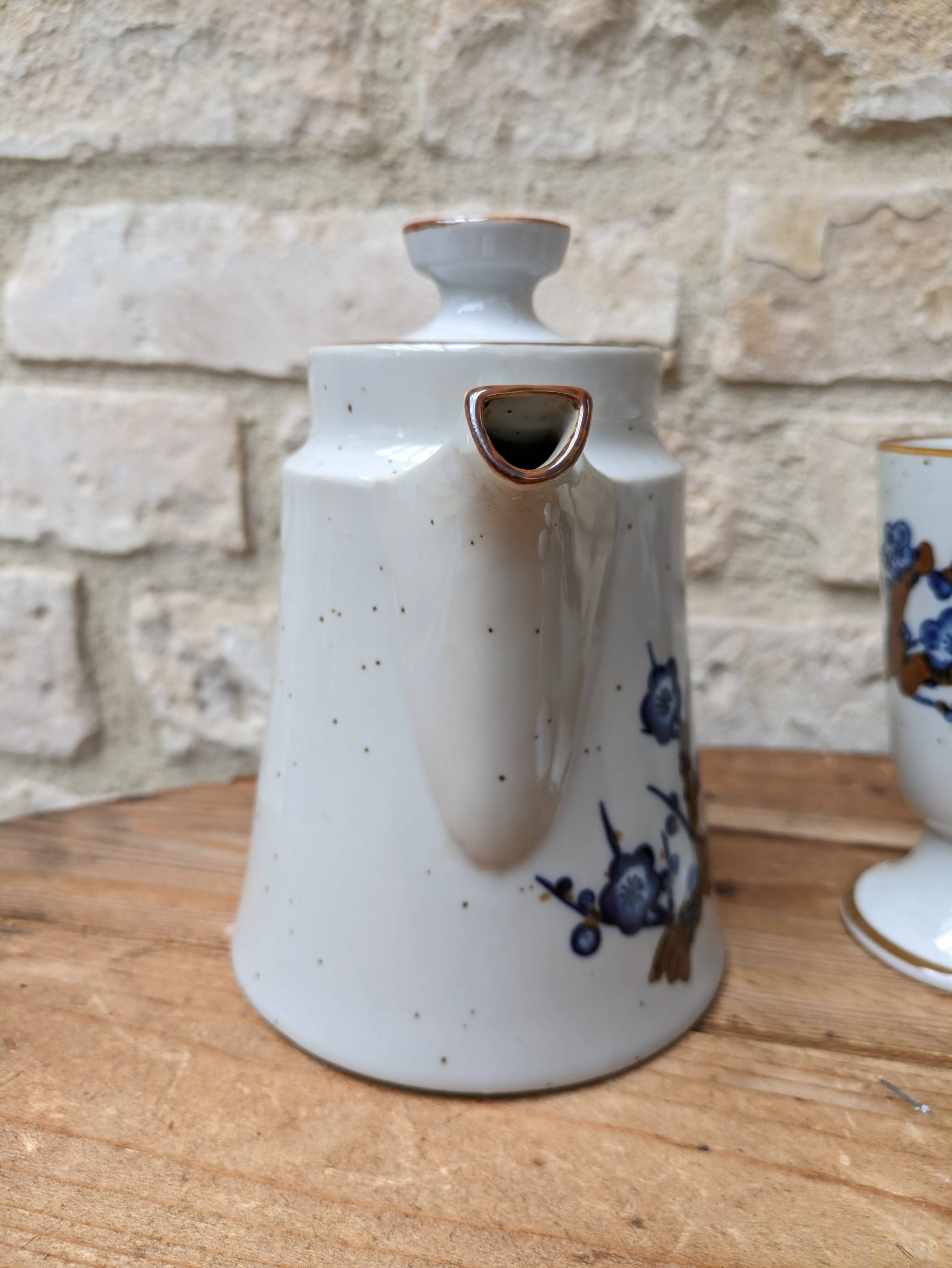 Old coffee service with 6 mazagrans and coffee pot with blue floral decoration
