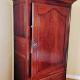 Solid wood bonnet maker