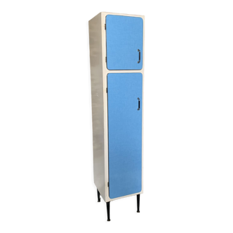 Hosie/wardrobe 2 doors in blue formica