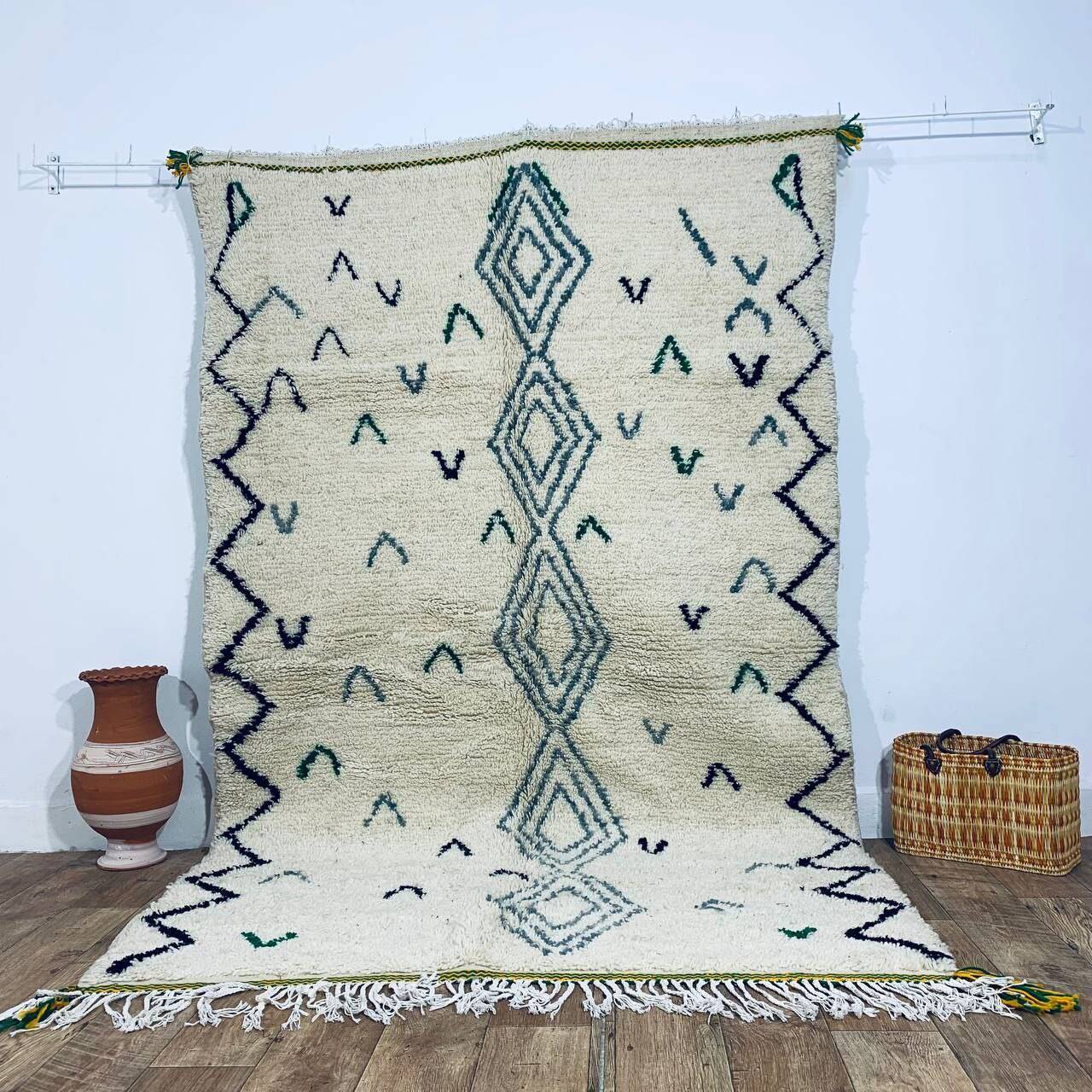 Handmade Moroccan Berber rug 250 X 158 CM