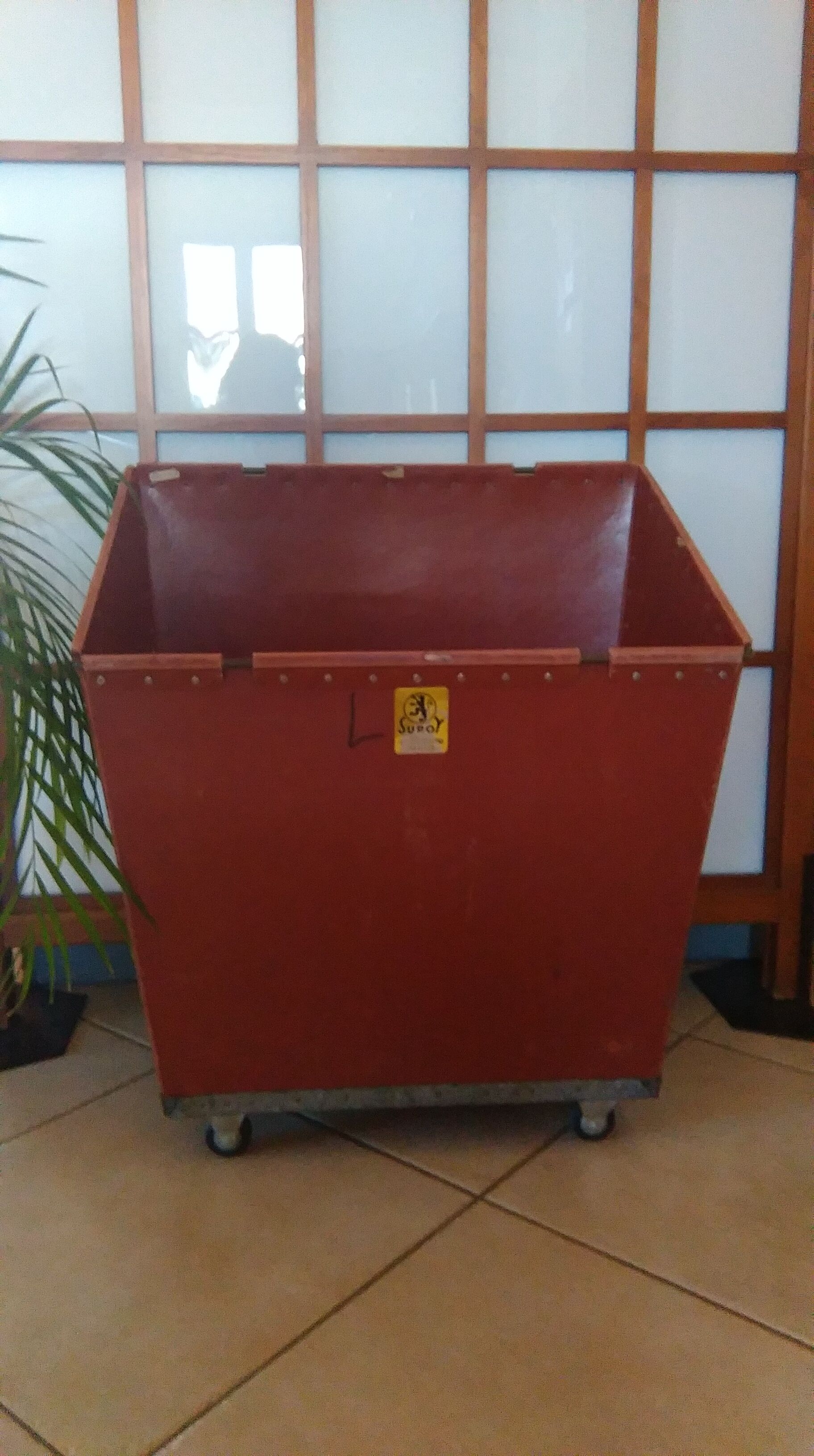 Industrial brand suroy tray