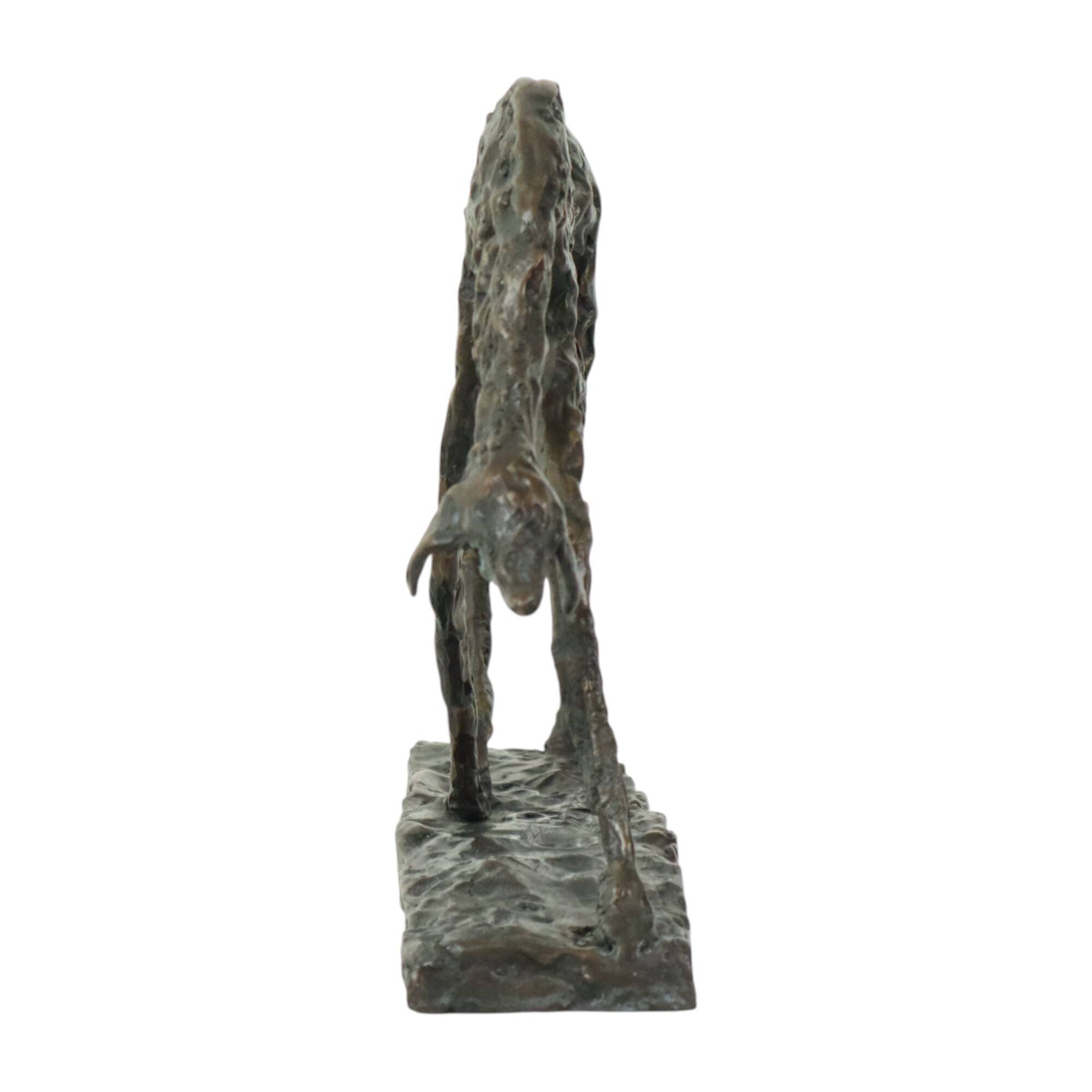 Statue en bronze d'après Alberto Giacometti Sculpture de chien 44 cm