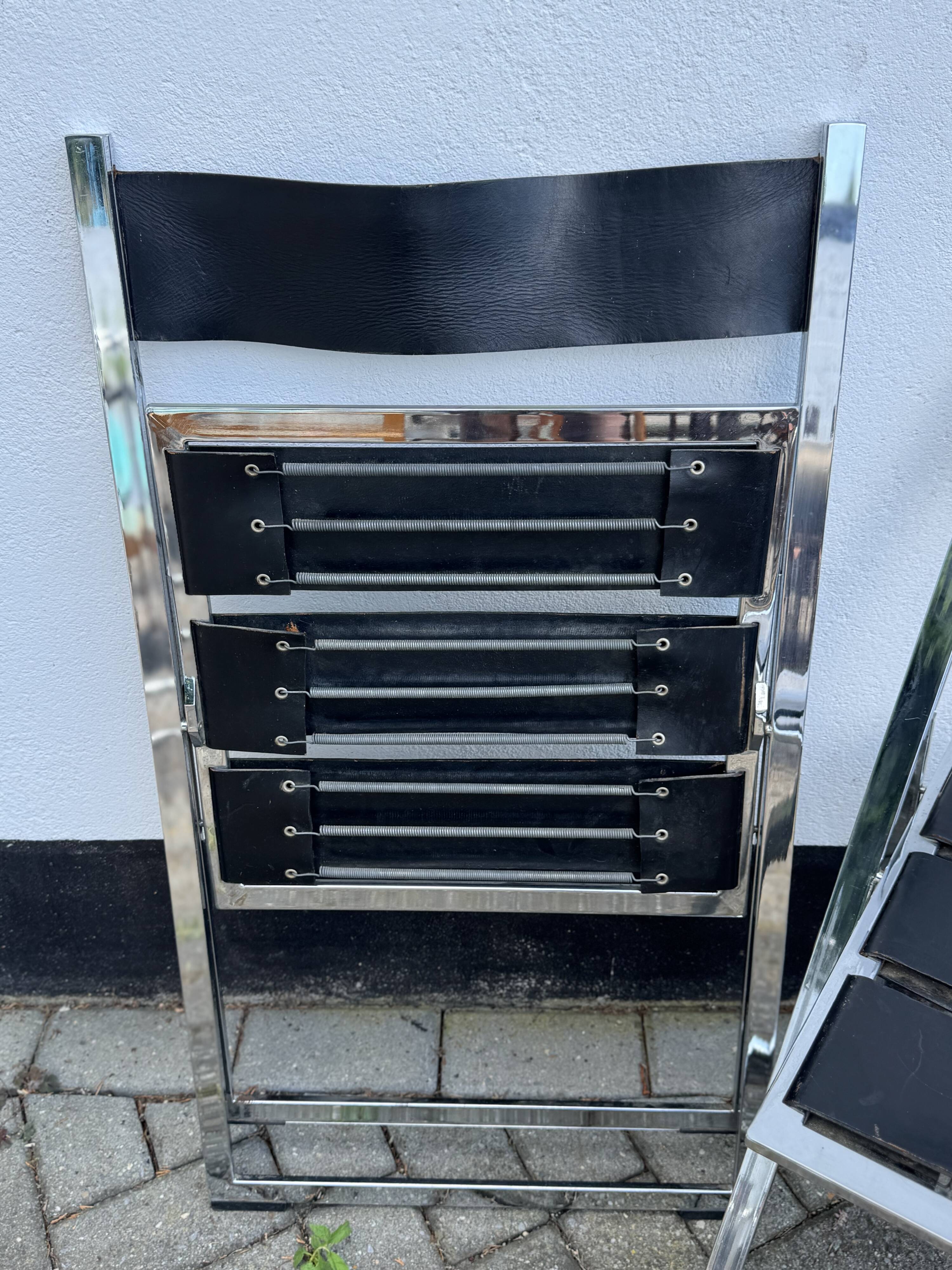 Pair of Vono Foldable Chairs by Interlubke