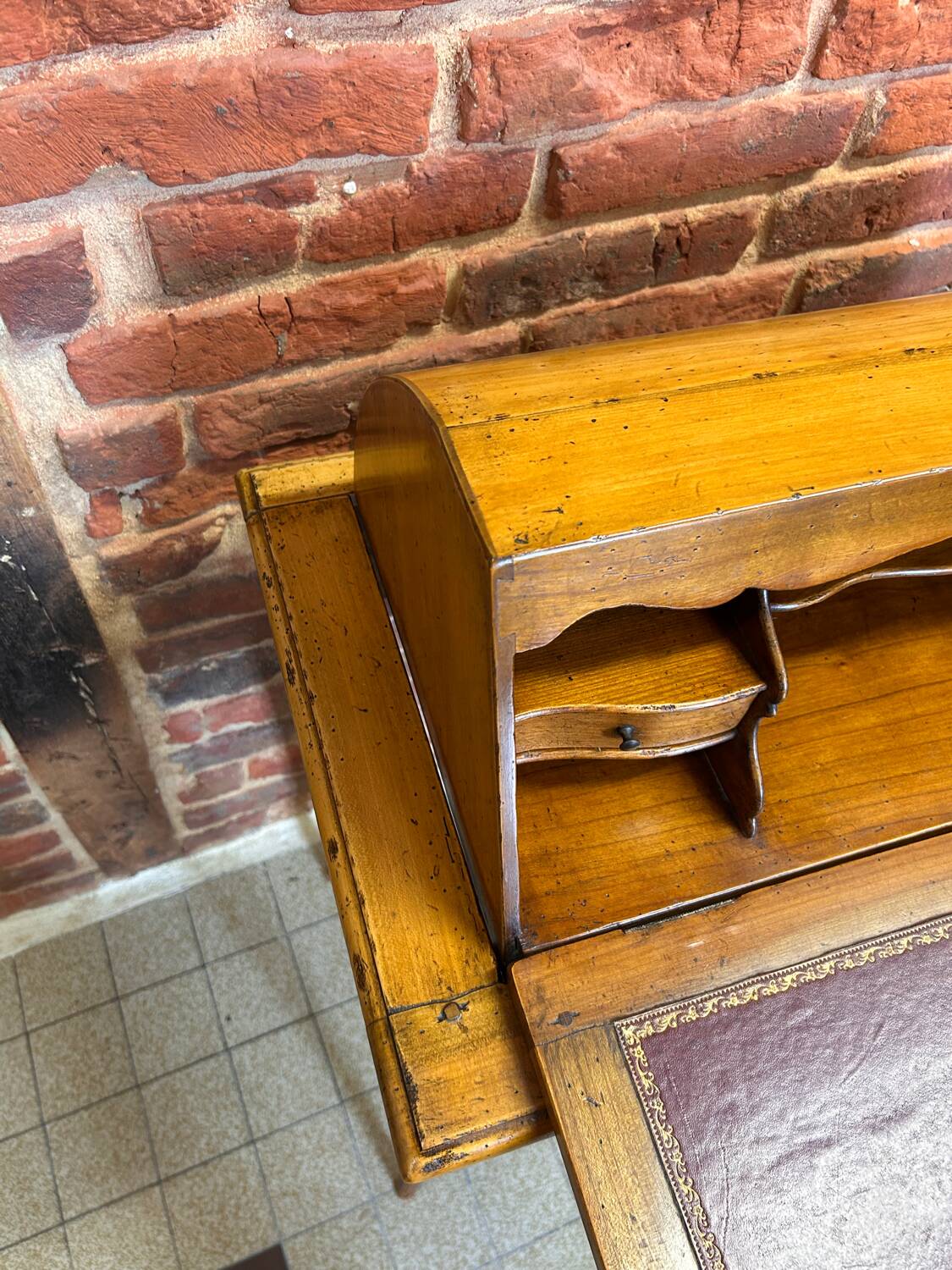Beautiful vintage Capuchin desk