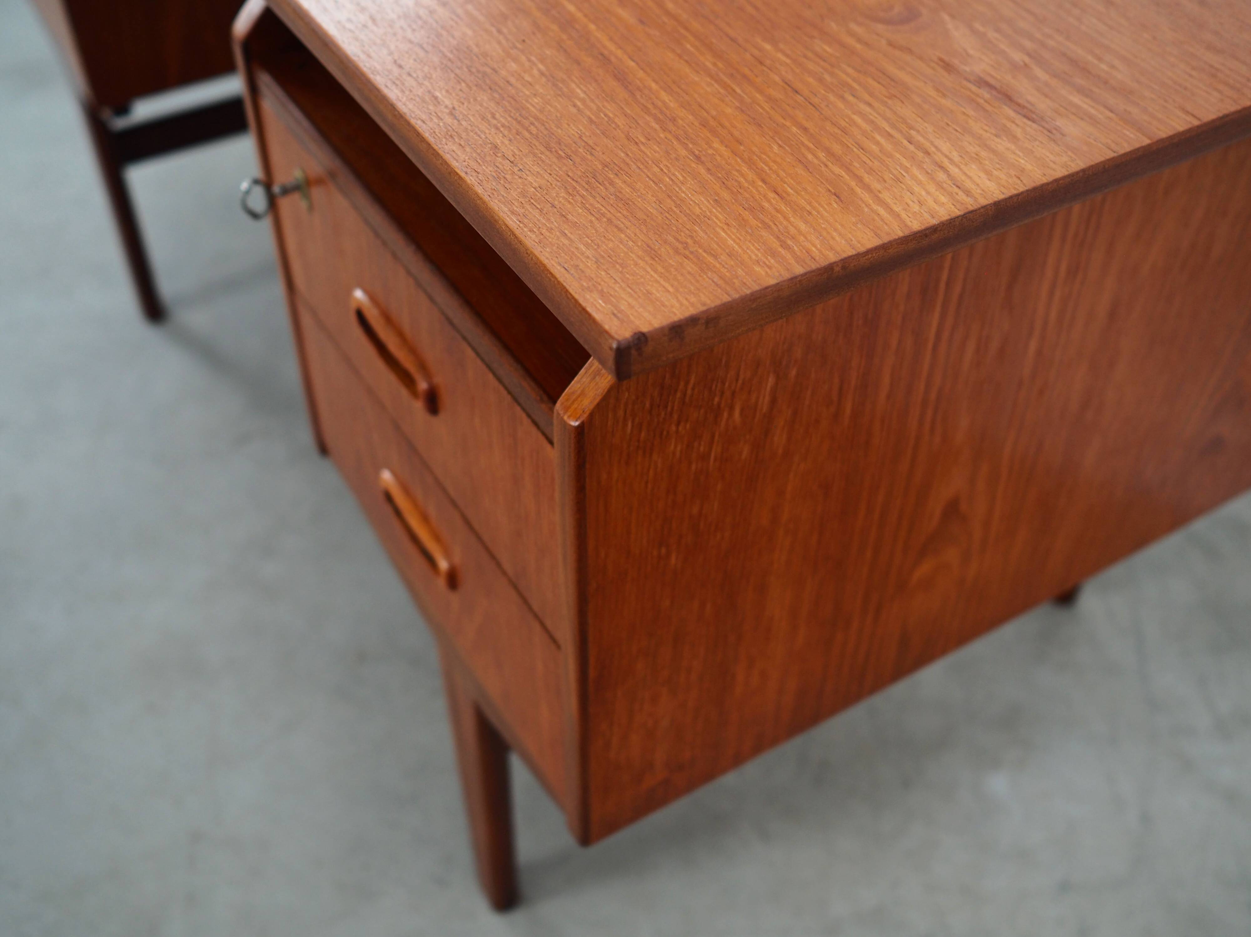 Teak desk, Danish design, 1970s, production: Denmark