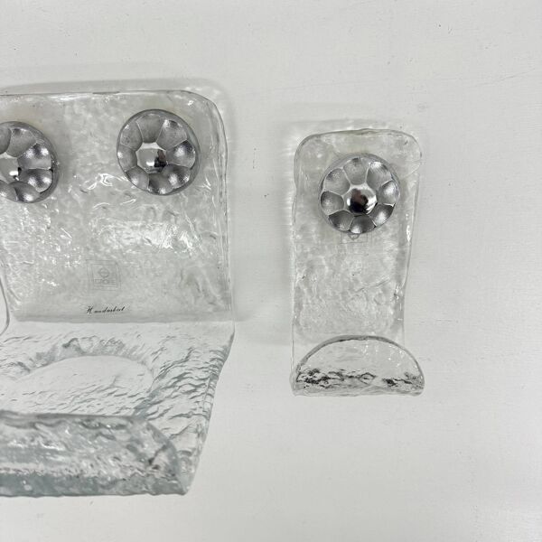 Ensemble de salle de bain Grohe en verre glacé : porte-serviette, porte-savon et plateau.