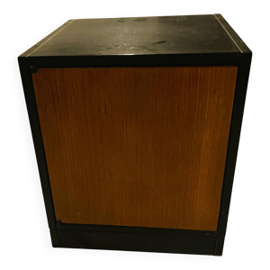 Petit meuble de rangement