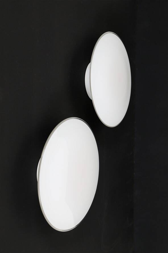 Early Louis Poulsen / Arne Jacobsen "Eklipta" 35cm wall lamp / 1960s / Mid-century Danish modern design