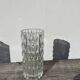 Vase en verre épais transparent