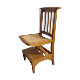 Chair prie-Dieu