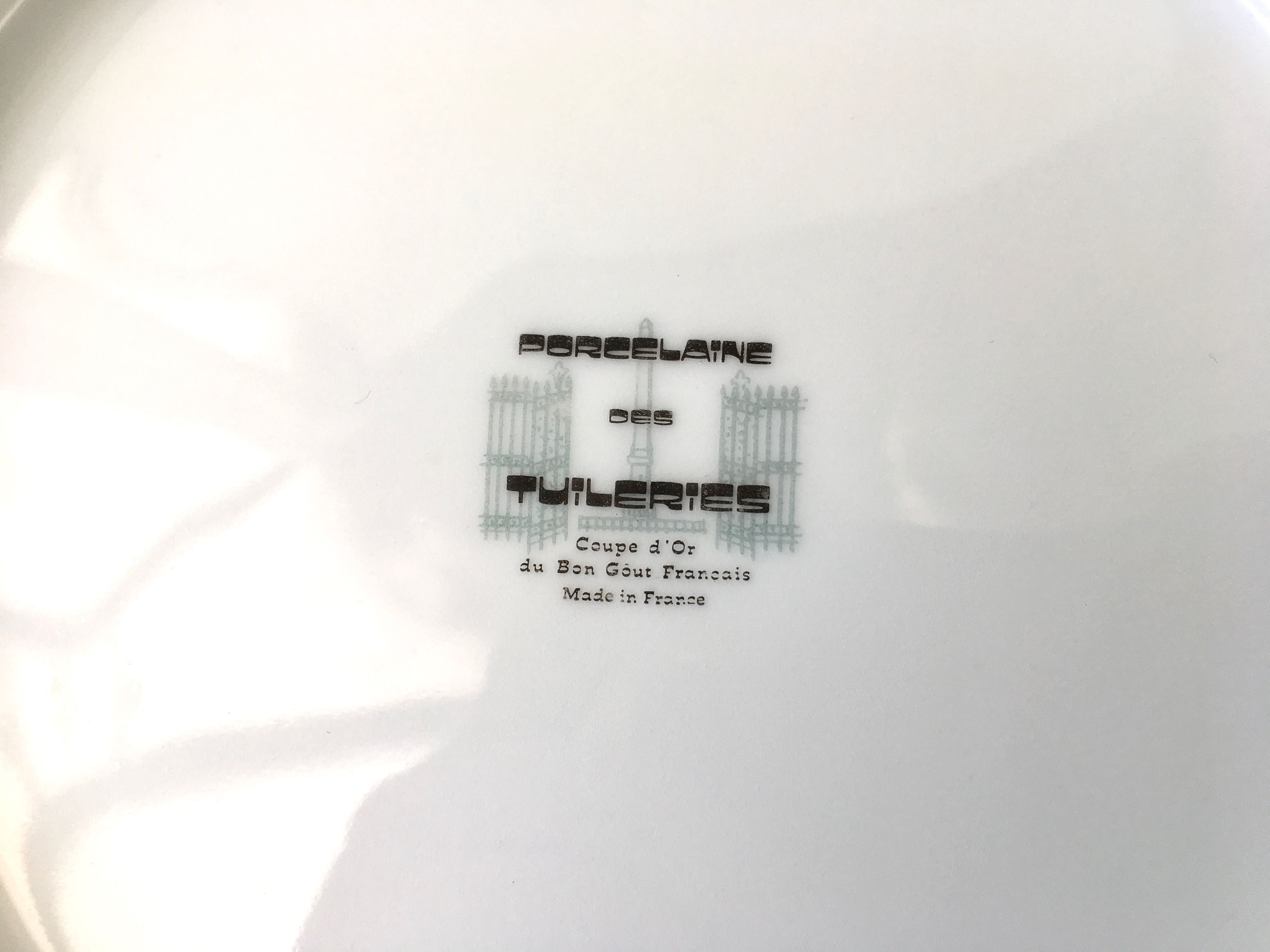 Plate service for 12 people 1970