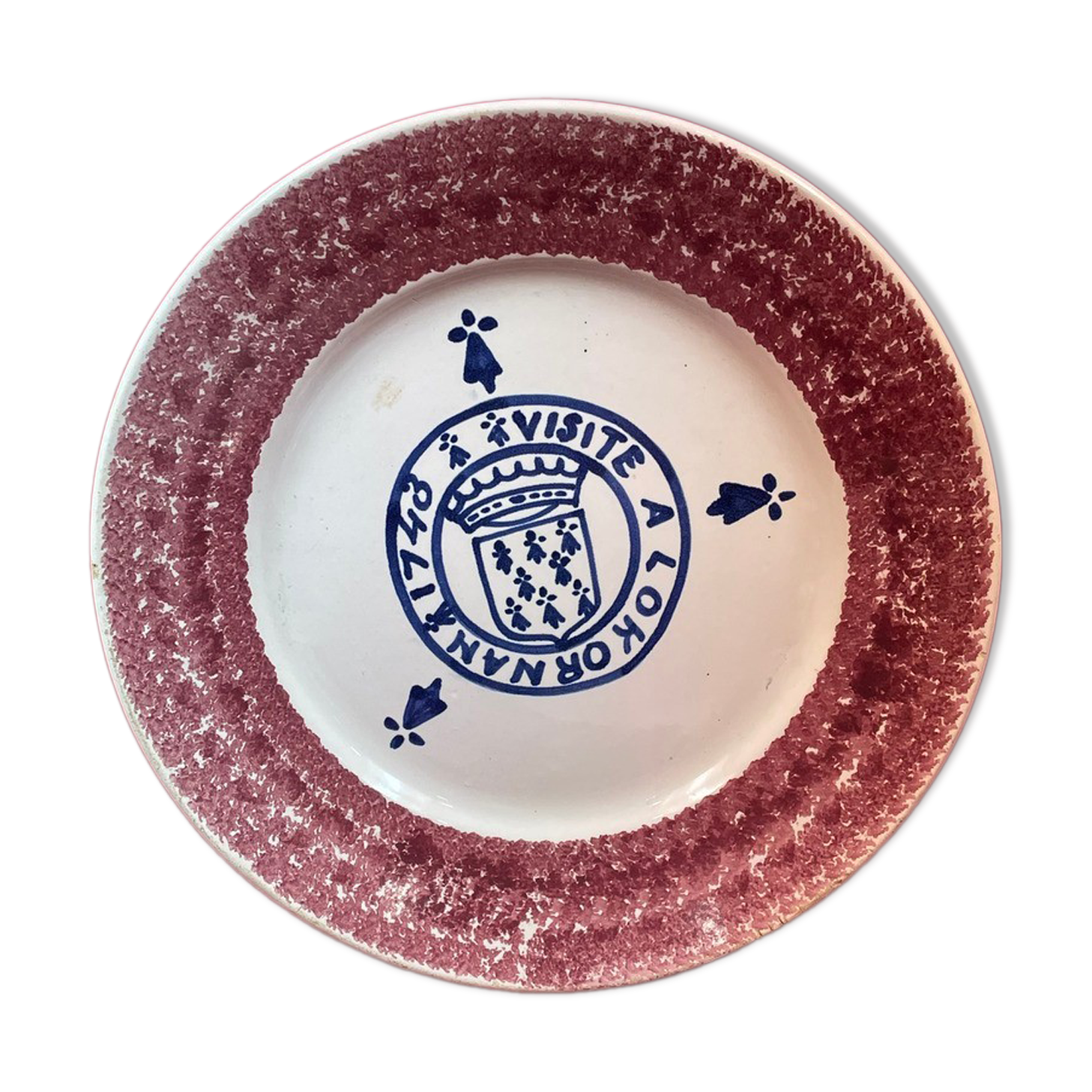 Details on Old plate visit to Lokornan 1743 signed Locronan comptoir des Indes