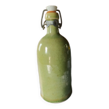Earthen bottle