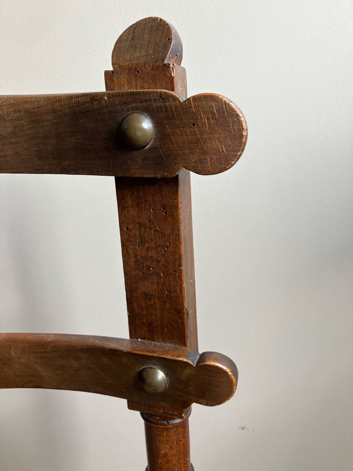 Corner chair or fireside chair