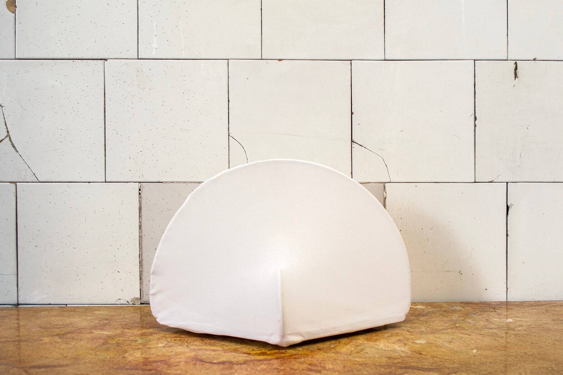 Kaori 1 table lamp in fabric by Kazuhide Takahama for Sirrah, 1970s