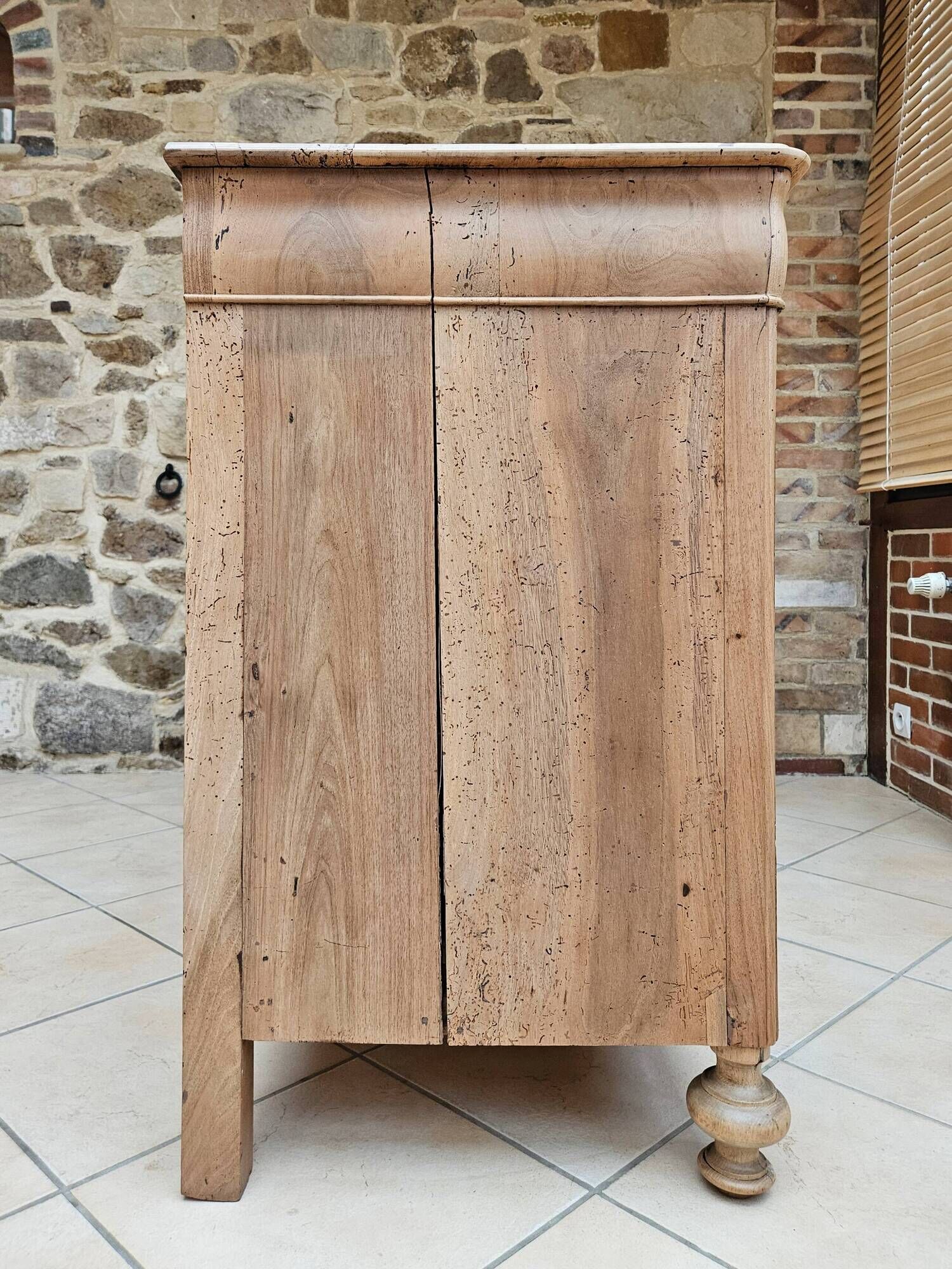 Antique walnut chest of drawers