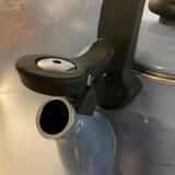 Kettle "le Creuset" 2.1 liters