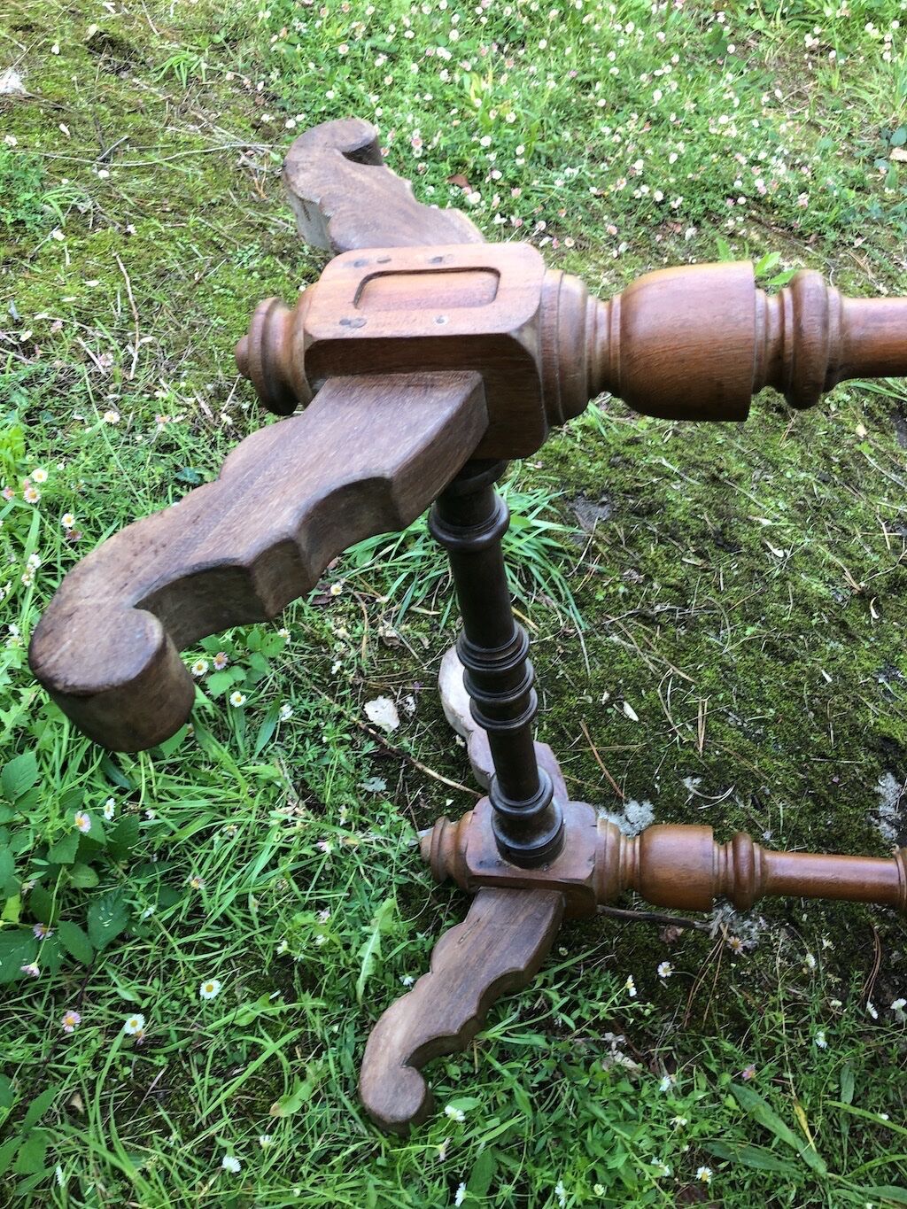 Tabl ovale  en teck massif