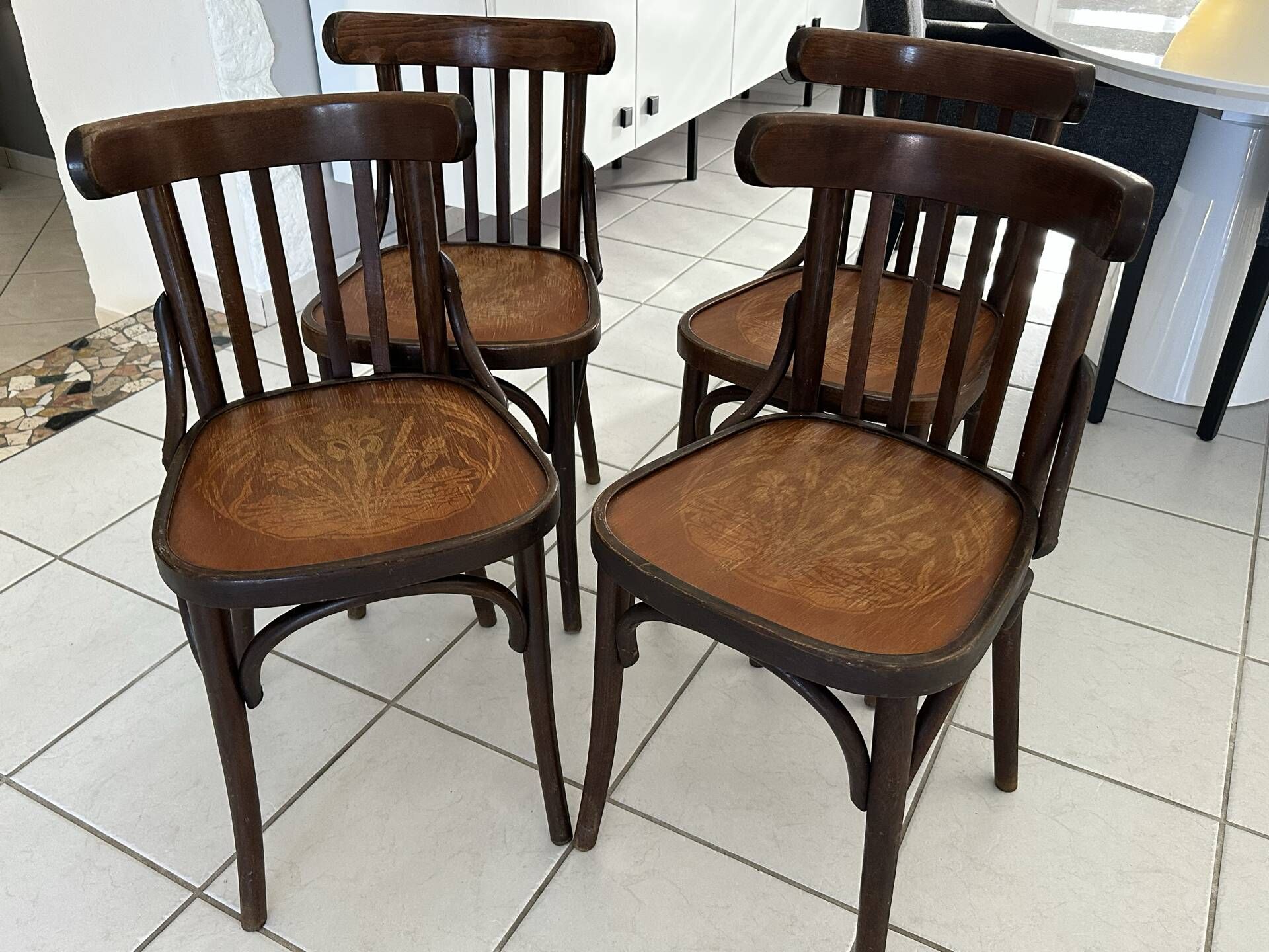 Set of 4 vintage bistro chairs from the 1960s.