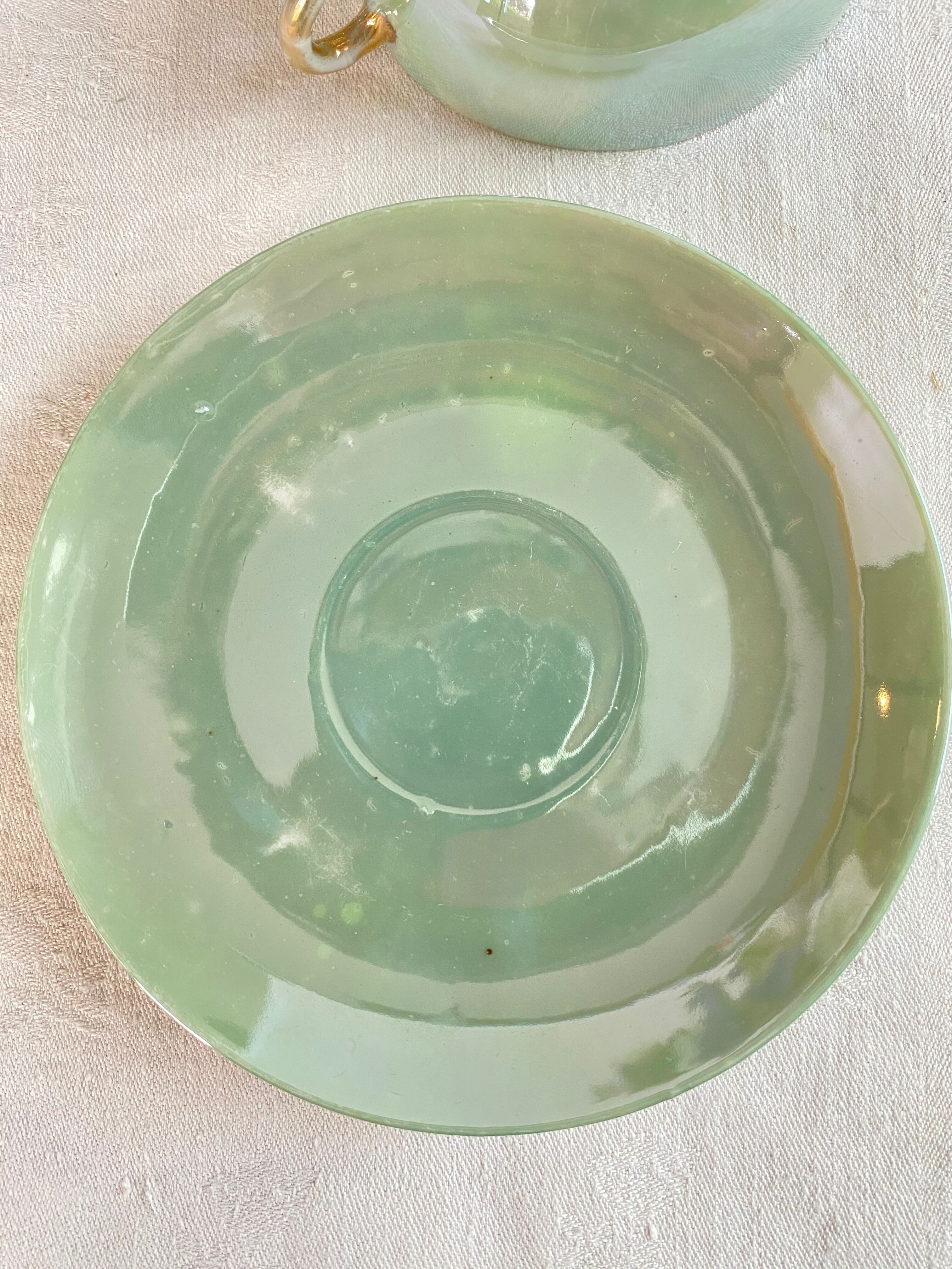 Japanese Nacrée porcelain coffee cups