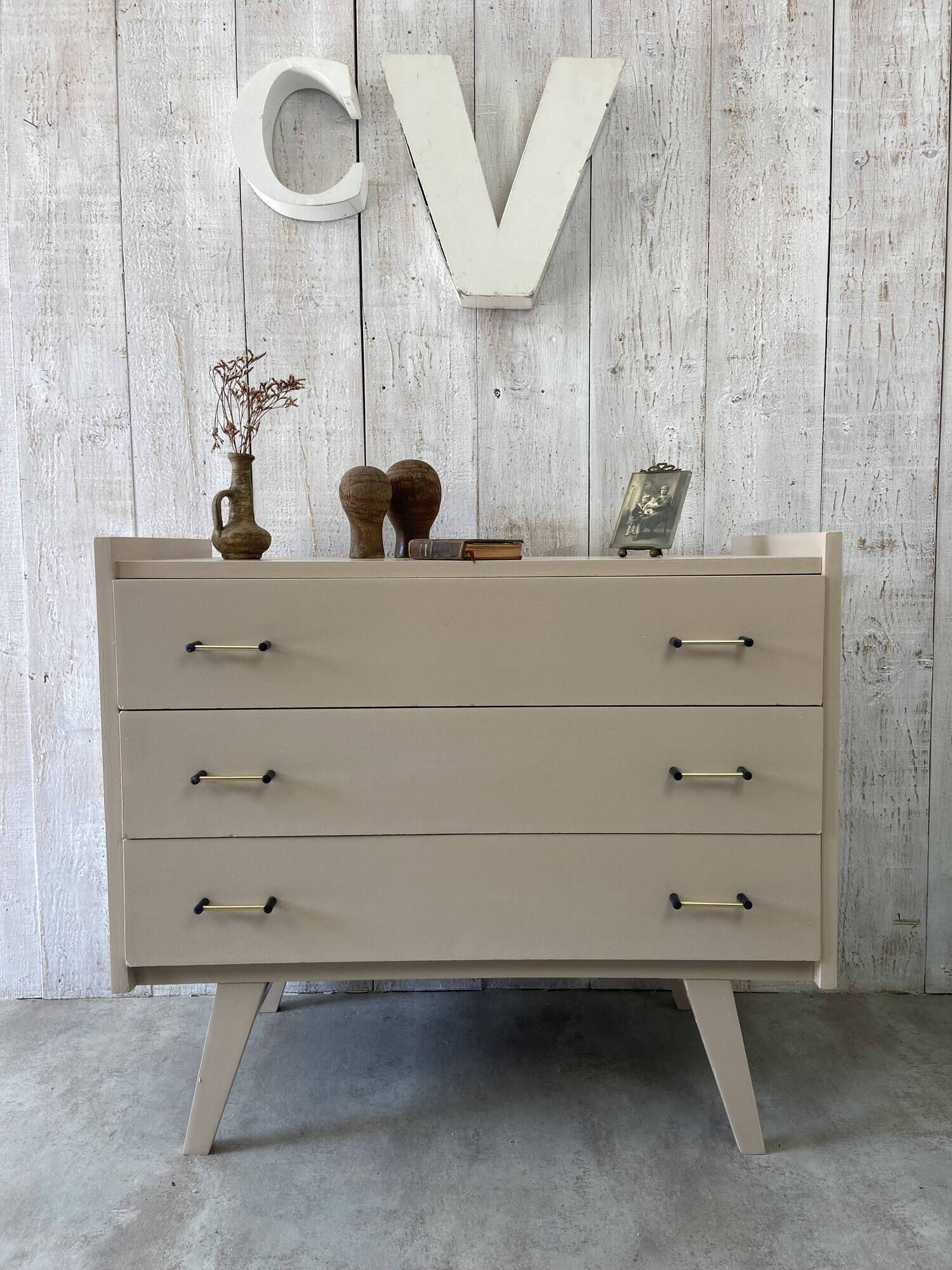60's chest of drawers