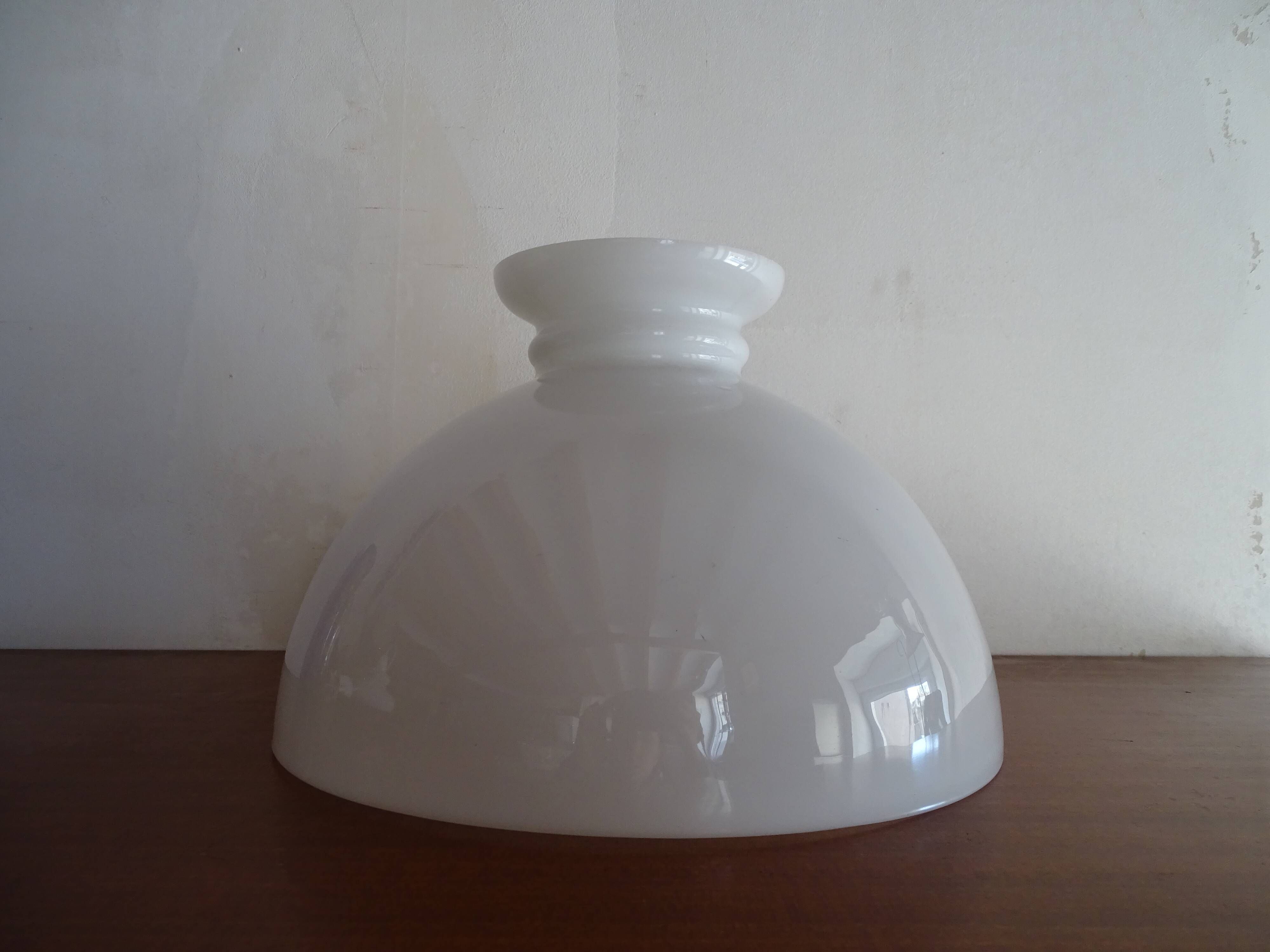 Opaline globe lampshade for vintage chandelier suspension 29.8 cm