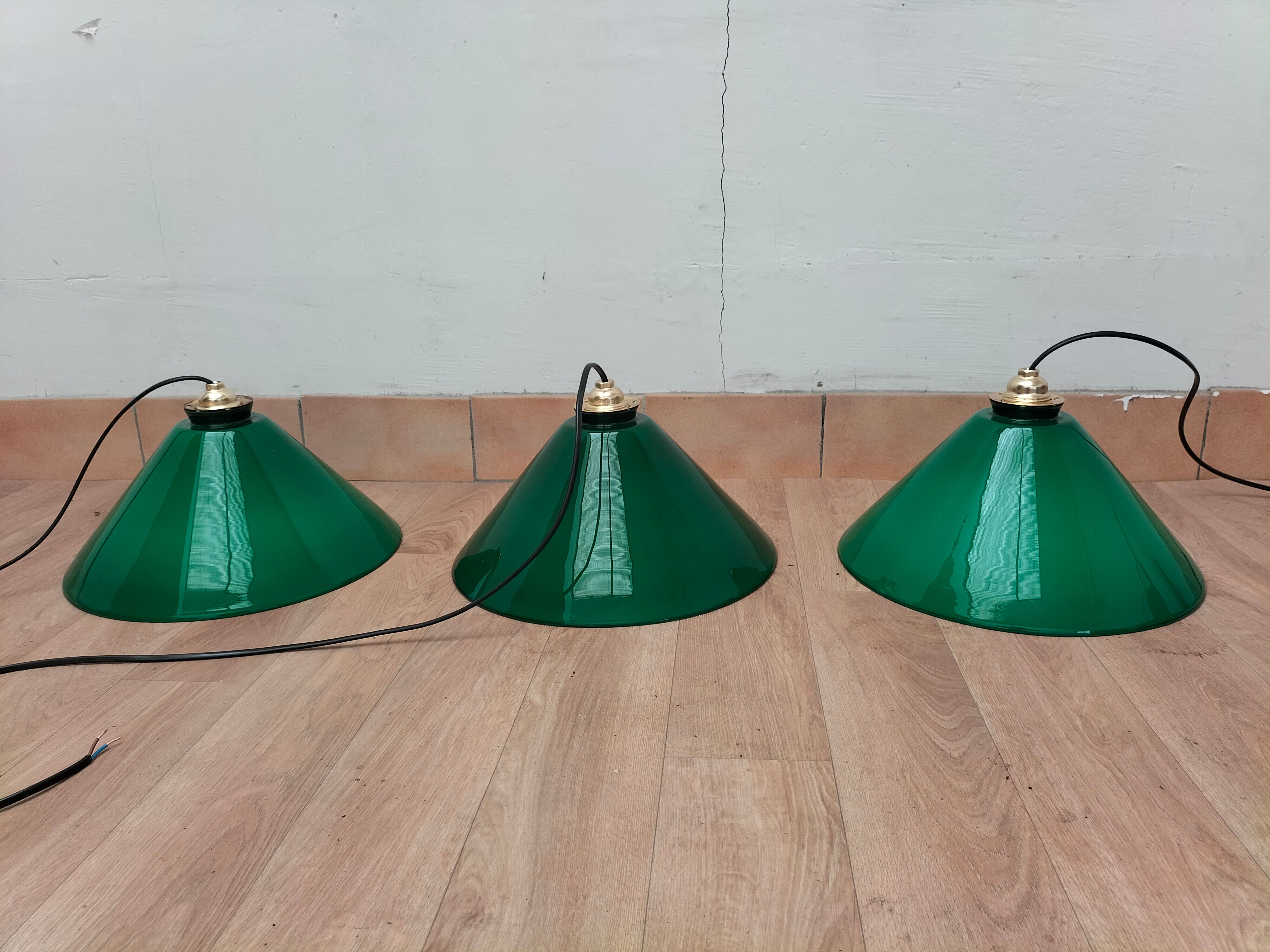 Lot de 3 opalines vertes anciennes