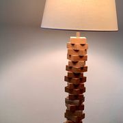 Pied de lampe en bois