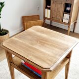 Coffee table in oak