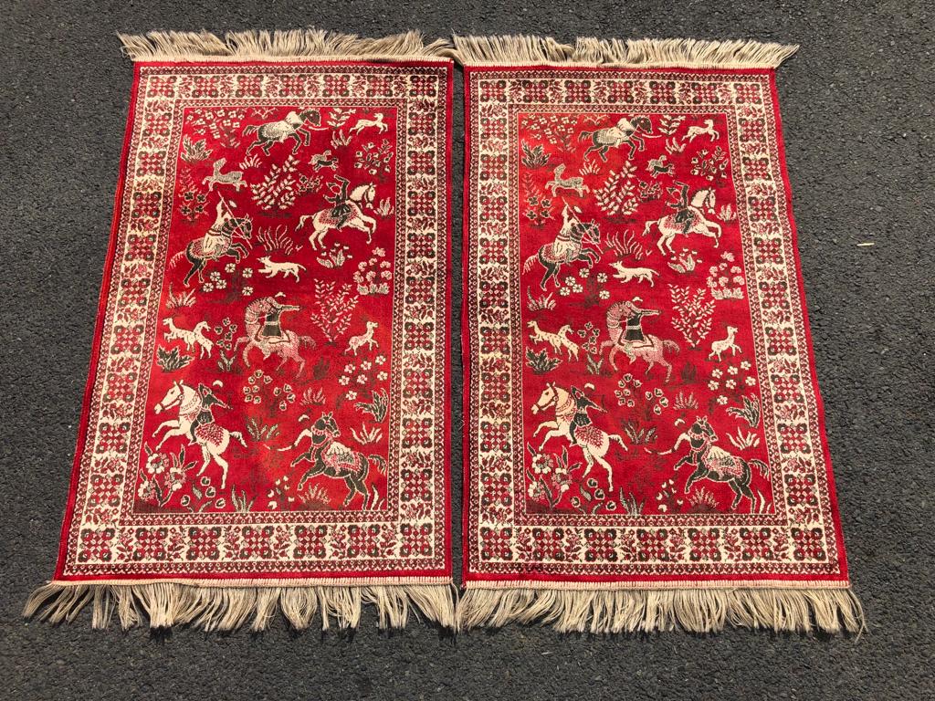 Pair of oriental rugs 120x68cm