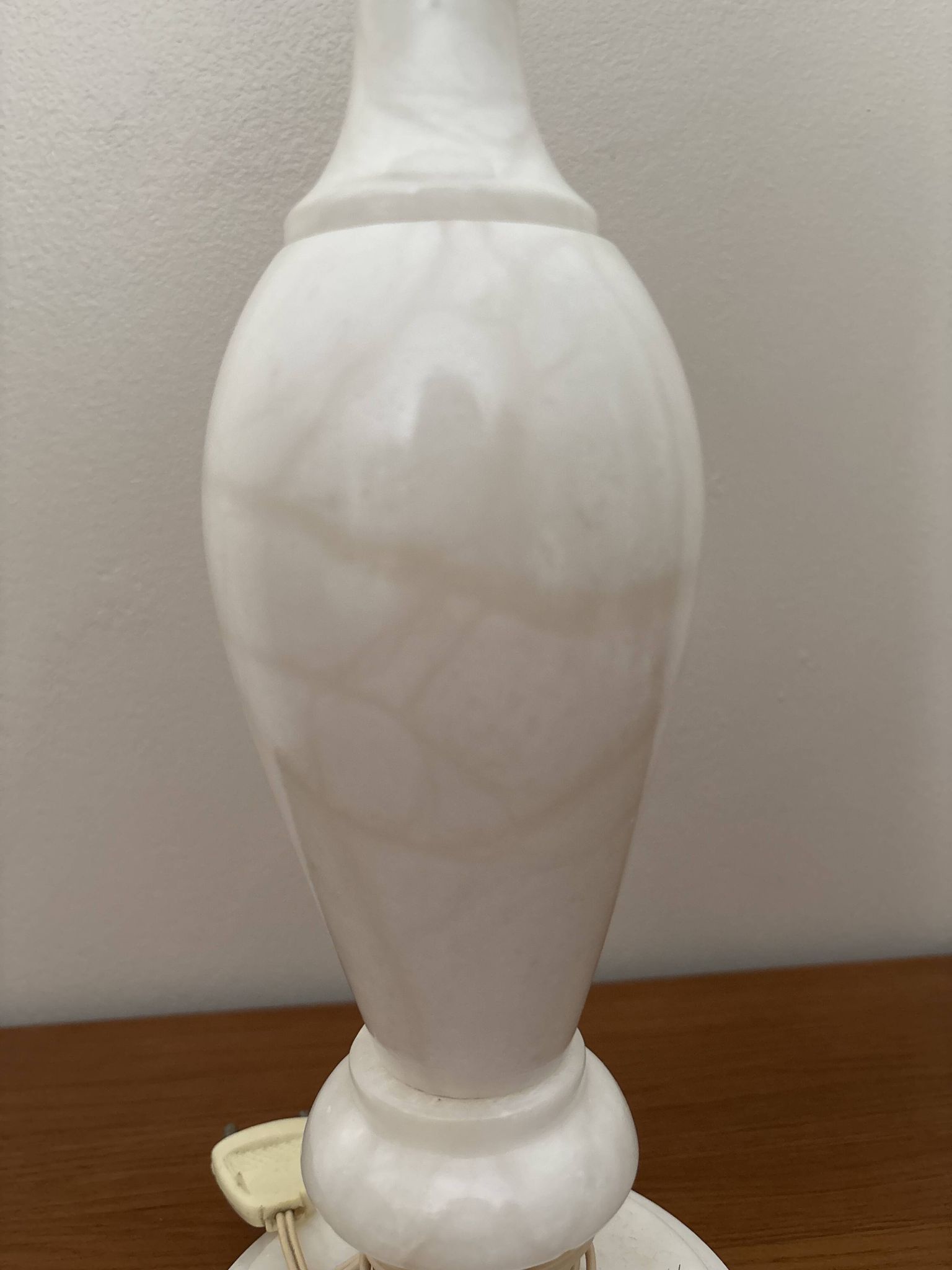 Lamp base made of genuine alabaster.