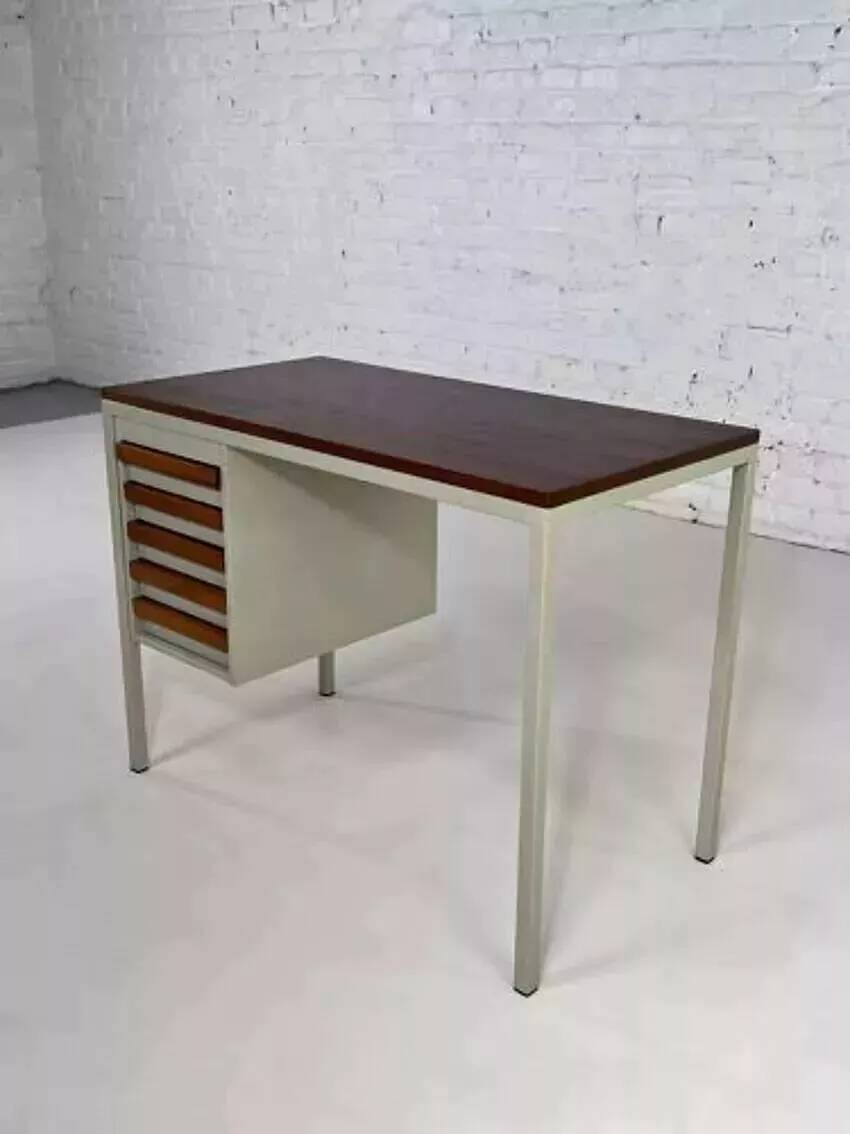 Bureau indus' des années 50 en métal et palissandre