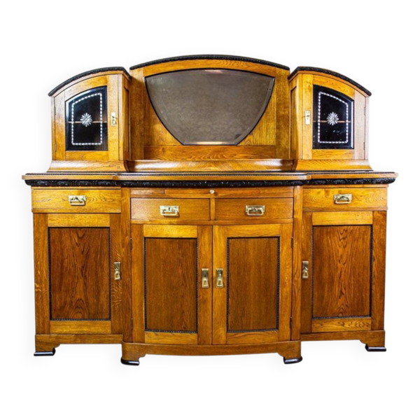Buffet Art Nouveau en chêne, années 1890