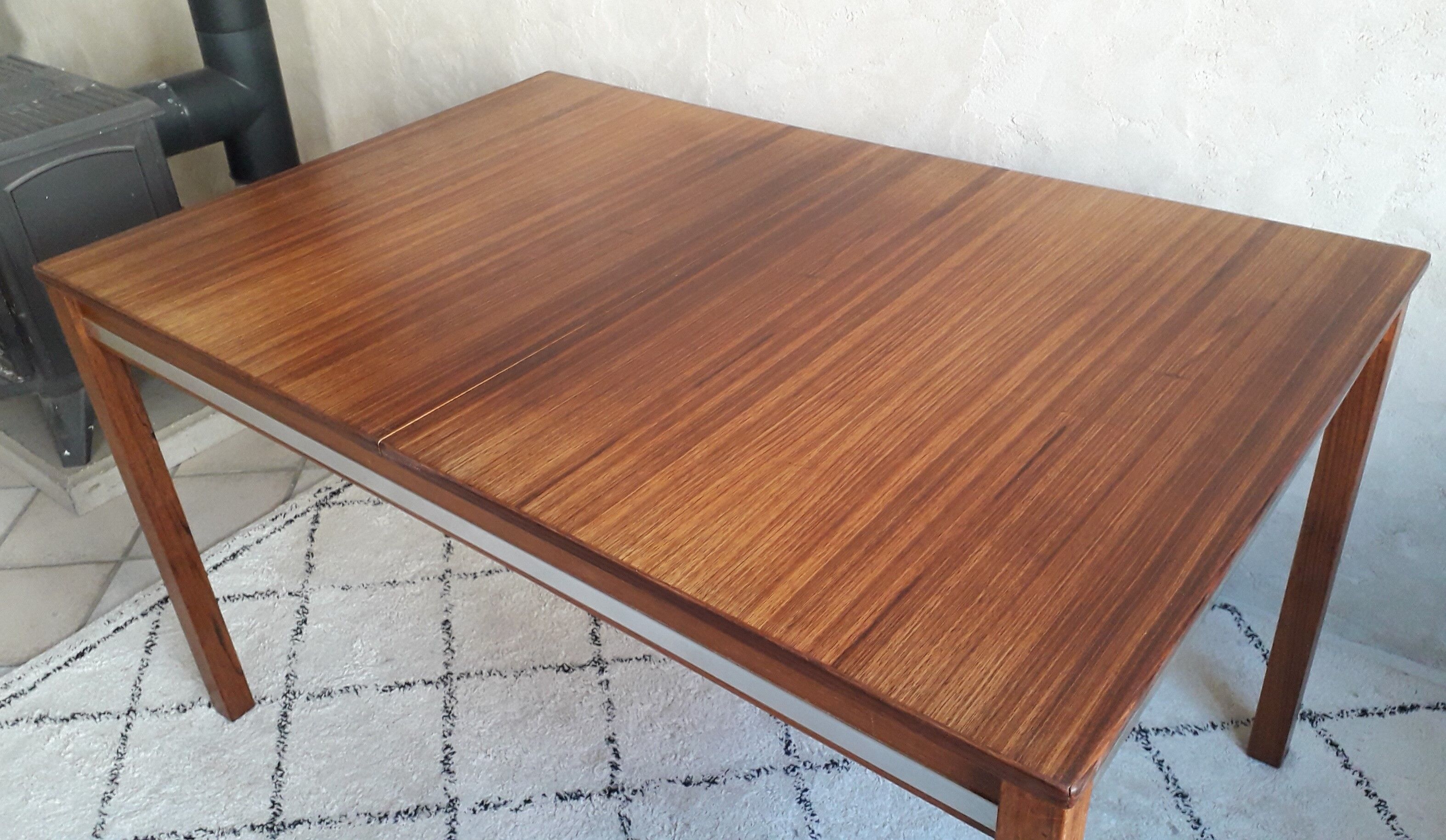 Teak table